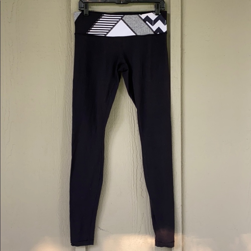 Lululemon Black and White Yoga Leggings